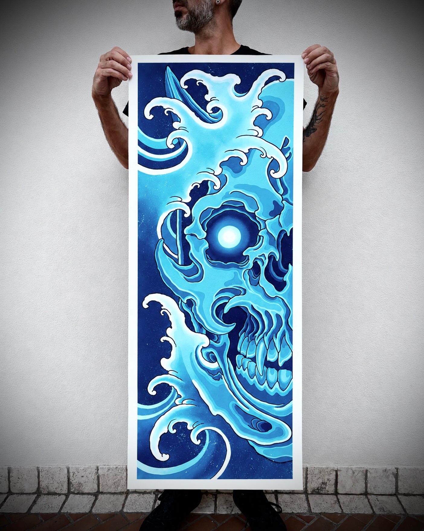 Skull and Waves.
